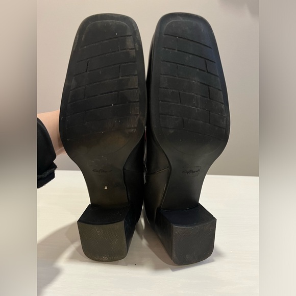 Vintage Black Ankle Boots - Picture 9 of 10